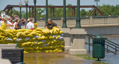 Volunteers Sandbagging near the Cedar River in Cedar Falls